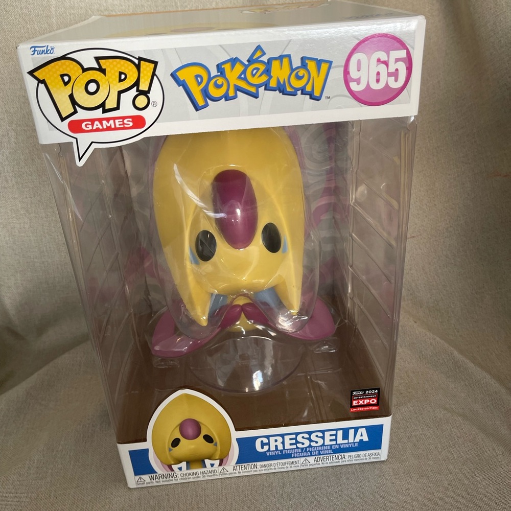 Funko Pop! Vinyl Jumbo 10 in Pokémon Cresselia 965 NEW